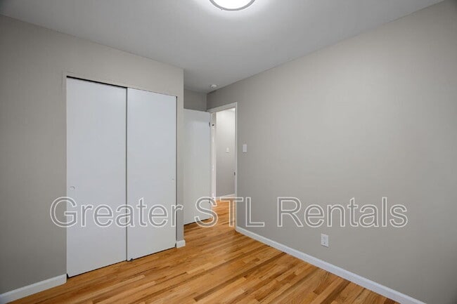 Building Photo - 2115 Campus Dr