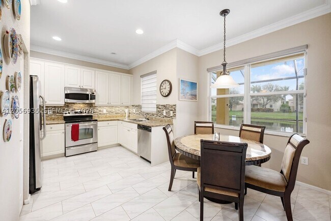 Building Photo - 7841 Jewelwood Dr