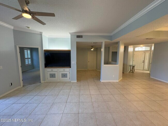 Building Photo - 1202 Makarios Dr