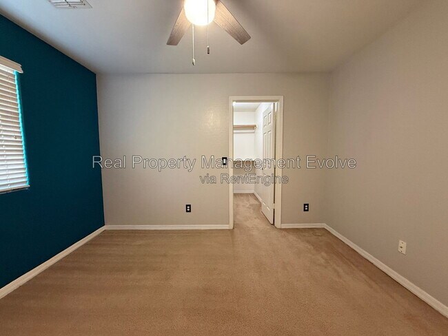 Building Photo - 10141 W Hammond Ln