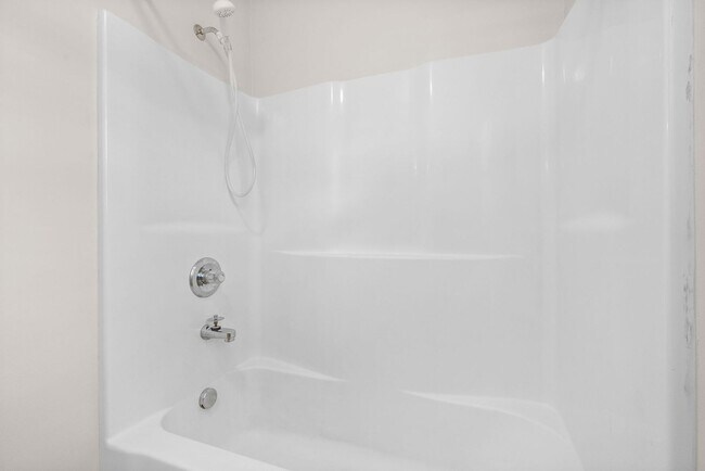 Building Photo - COMING SOON!!!    Lovely home in Wildwood West Subdivision