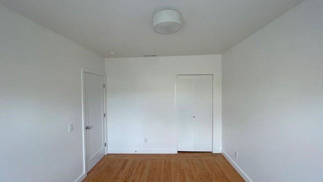 Building Photo - Walnut Creek Gorgeous 3-bedroom 2 bath hom...