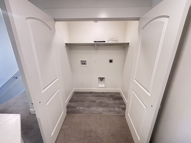 Building Photo - 3985 W 1960 N