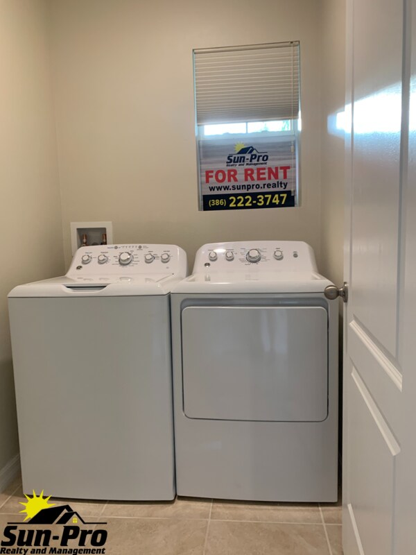 Building Photo - 311 Caryota Ct