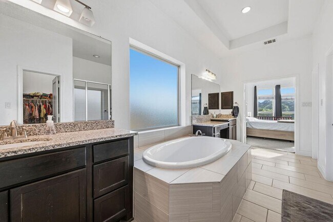 Building Photo - 504 Montalcino Ln