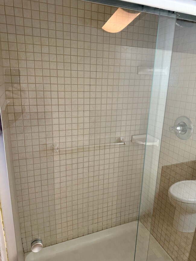 Building Photo - 1665 Central Ave