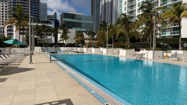 Building Photo - 950 Brickell Bay Dr