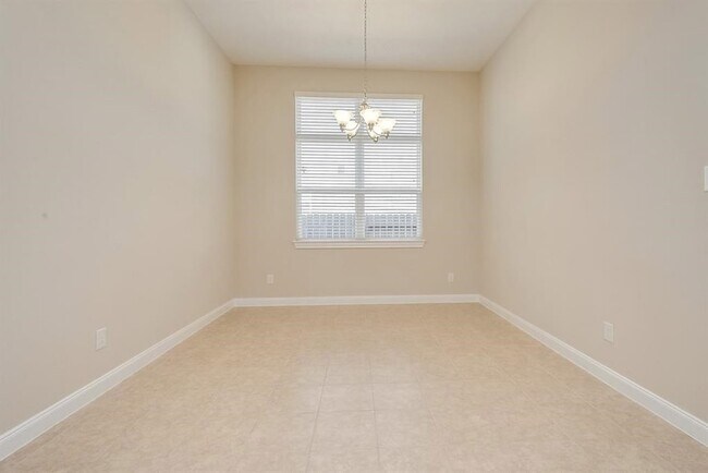 Building Photo - 22614 Birch Ridge Meadow Dr