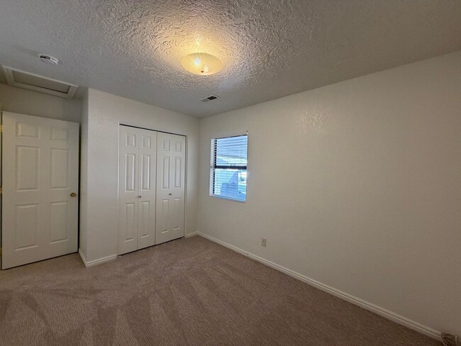 Building Photo - UPGRADED TWO BEDROOM UNIT AVAILABLE FOR RENT!