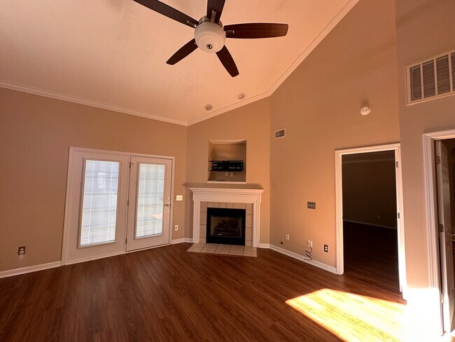 Living room with 2 stories - 2231 Whitney Ct