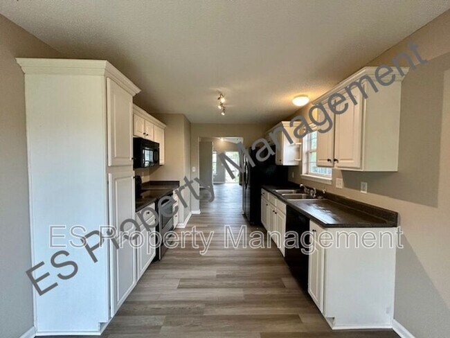 Building Photo - 5639 Dollar Run Ln