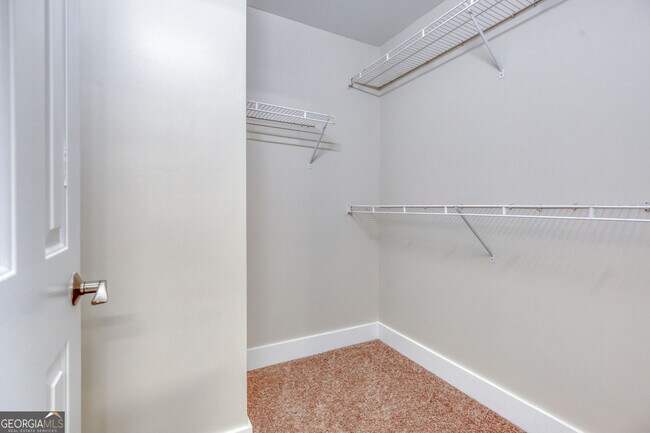 Building Photo - 4085 Fawn Valley Dr