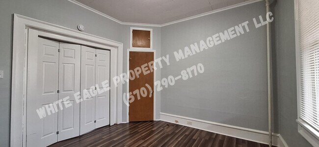 Building Photo - 836 N Main Ave