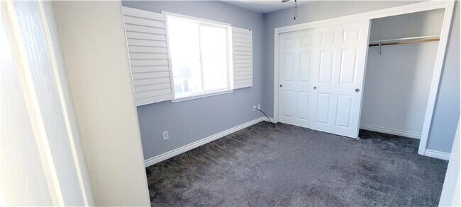 Building Photo - 1570 Barkley Ln