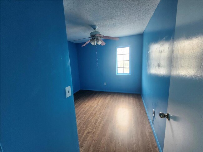 Building Photo - 1038 26th St