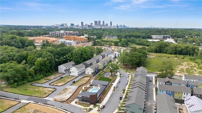 Building Photo - 1336 Breezy St SE