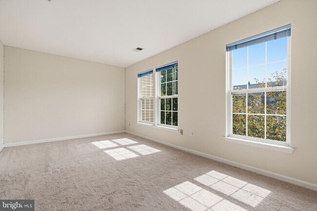 Building Photo - 4603 Weston Pl