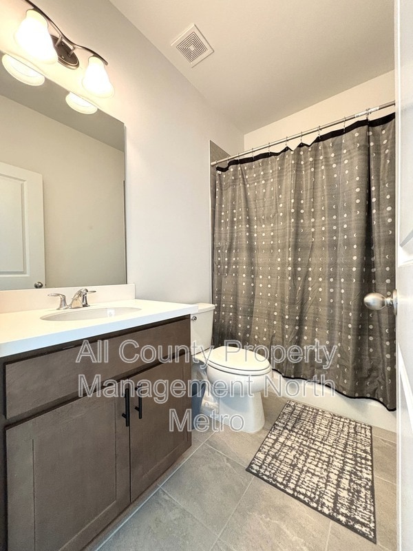 Building Photo - 382 Tillman Pass