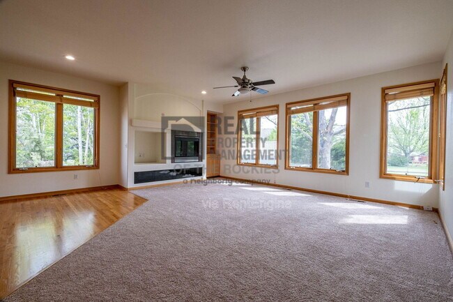 Building Photo - 5436 Hunter Dr