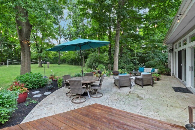 Building Photo - 7093 S Section Line Rd