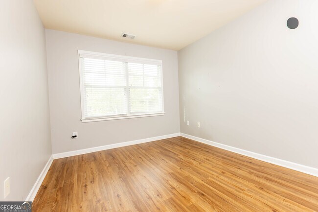 Building Photo - 1705 Barfield Run NW