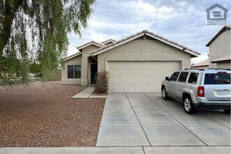 Building Photo - 3Bed/2Bath House at Northern Ave/87th Ave! Move-In Ready on 09/10/2026! – Corner Lot!