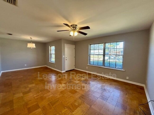 Building Photo - 1139 Carolina St