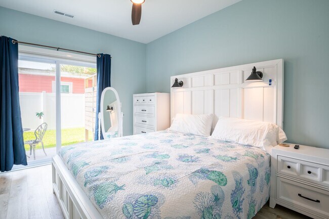 Building Photo - PLAN AND SECURE YOUR WINTER GETAWAY NOW