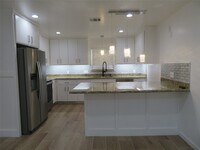 Building Photo - 7214 Corsicana St
