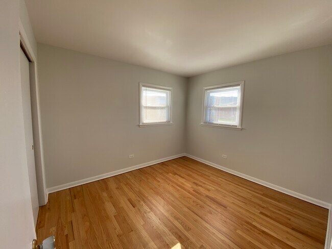 Building Photo - 6148 Willow Creek Dr