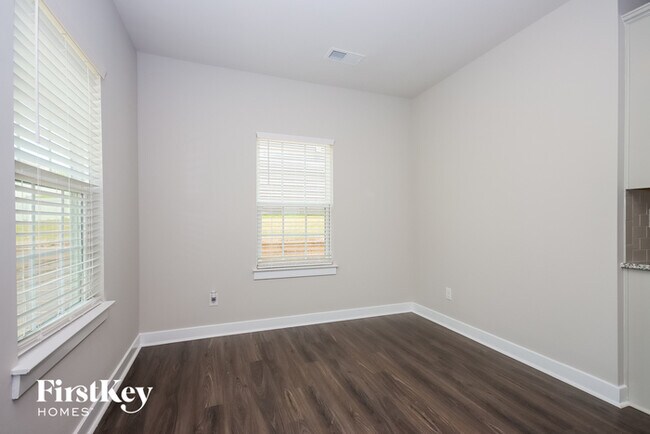 Building Photo - 1614 Tundra Ln