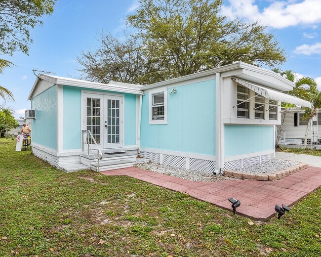Building Photo - 1680 SW 84th Ave