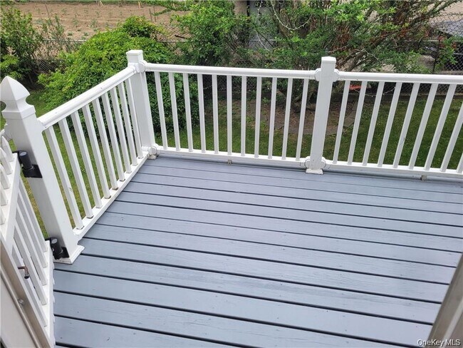 Building Photo - 12 Horatio St