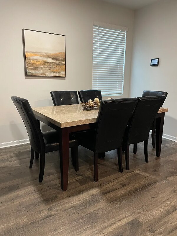 Building Photo - 6189 Whitewater Dr