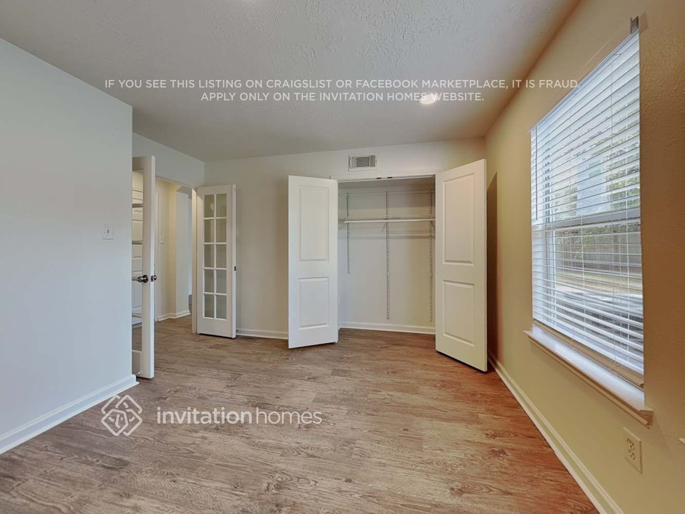 Building Photo - 28631 Hidden Lake W