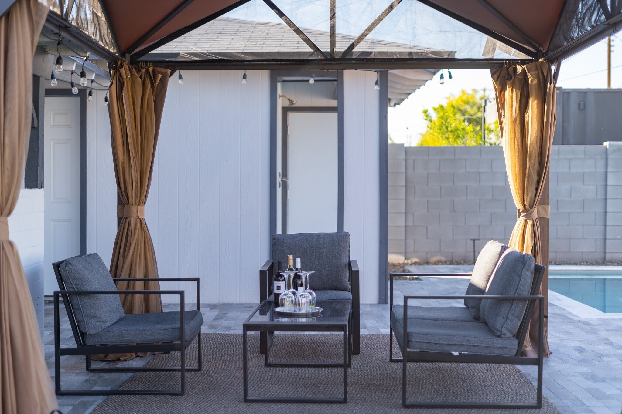 Building Photo - 7902 E Latham St