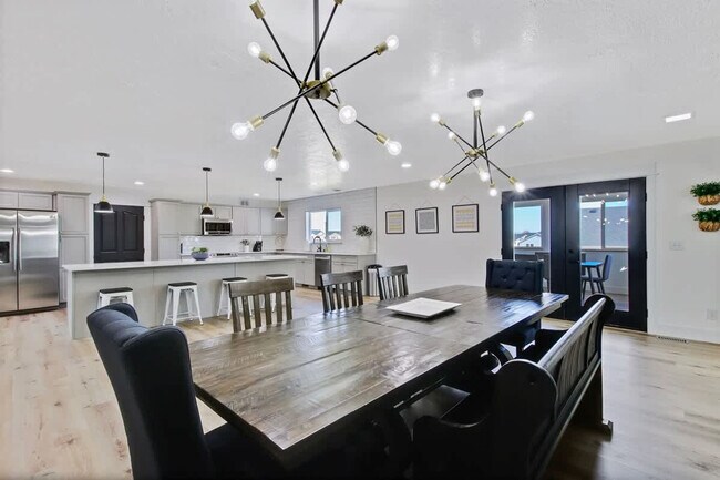 Building Photo - 4611 S Merrivale Pl