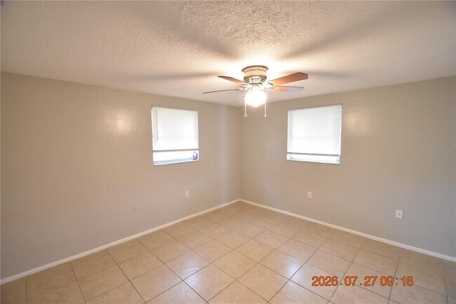 Building Photo - 3221 Topp Dr