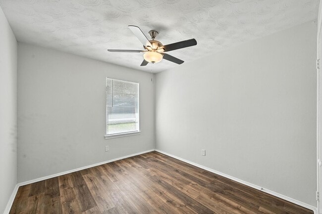 Building Photo - Immaculate 4-Bedroom Remodel in the Heart ...
