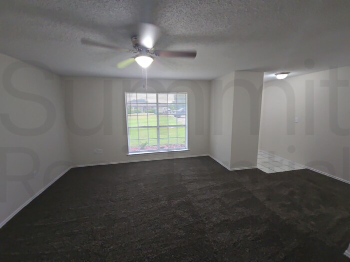 Building Photo - 201 Steller Ln