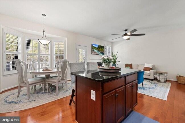 Building Photo - 43286 Morven Square
