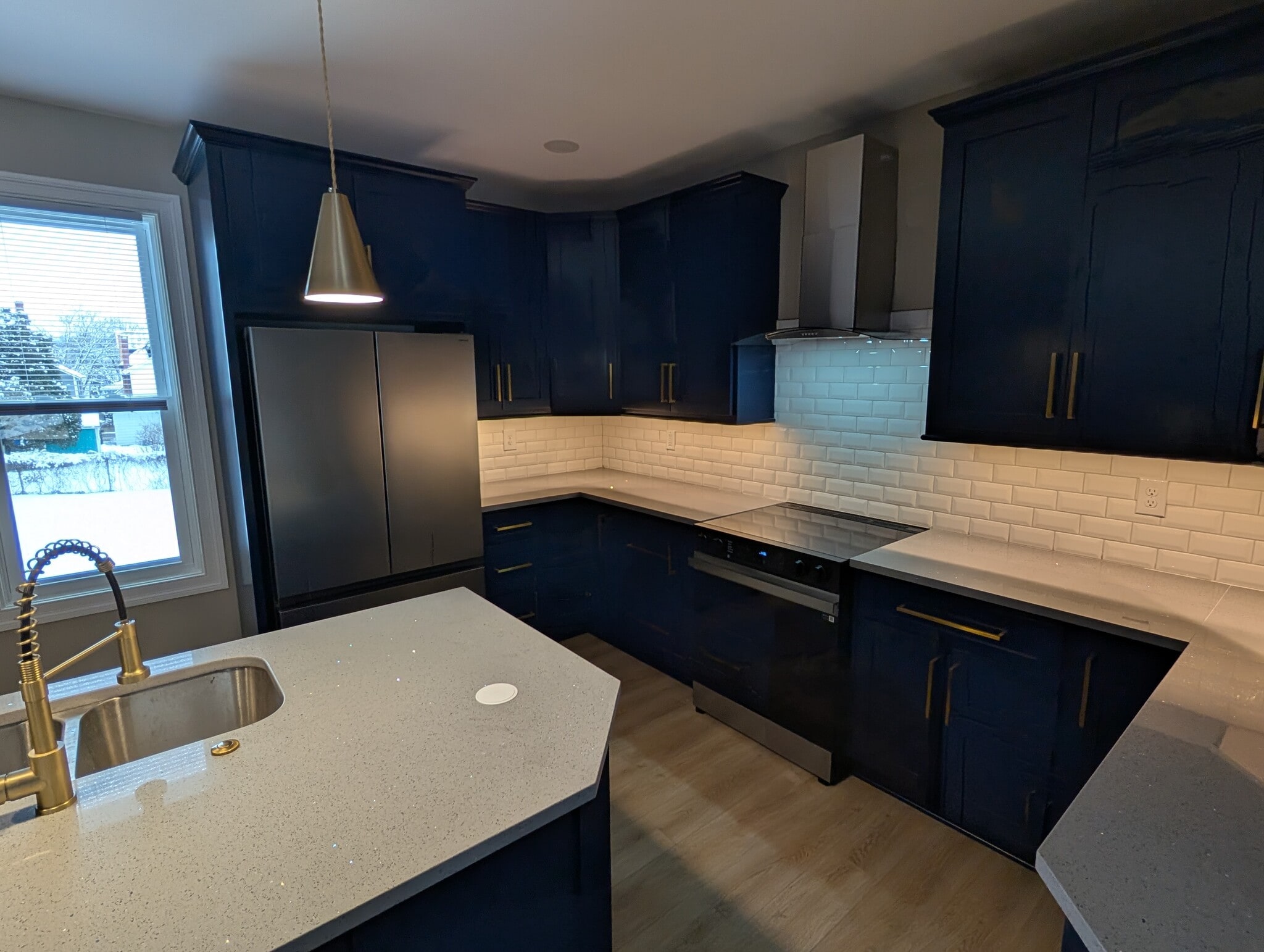 Kitchen - 319 Howard St