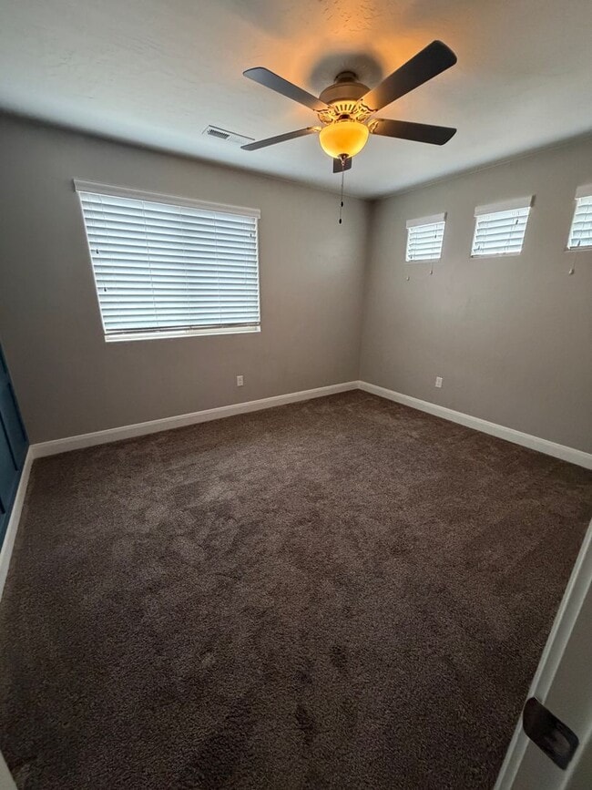 Building Photo - Luxury Townhome in Santa ClaraStunning 3 BR, 2.5 BA Townhome with Spectacular Views!