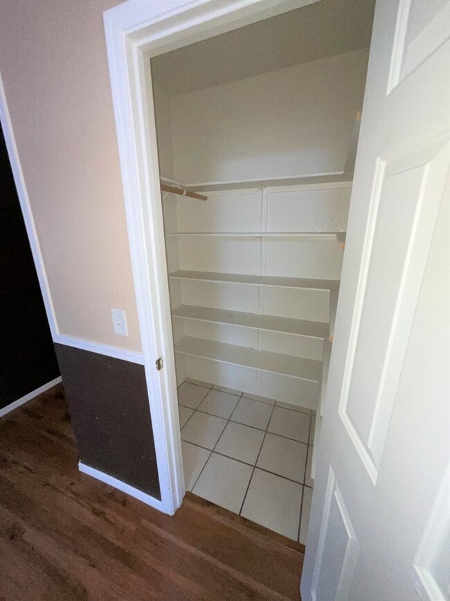 Building Photo - Pool and spa with Mountain views