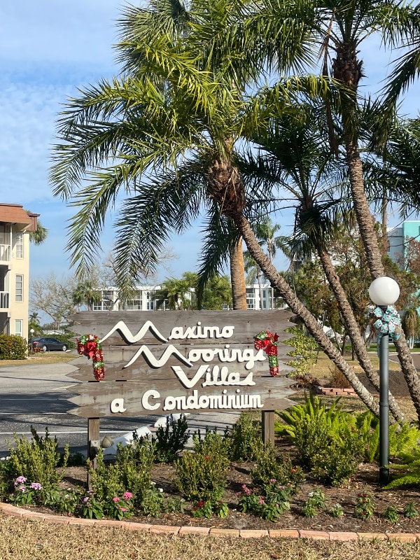 Building Photo - 4901 38th Way S