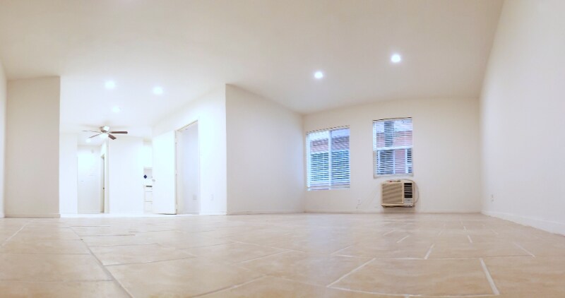 Building Photo - 8108 Langdon Ave