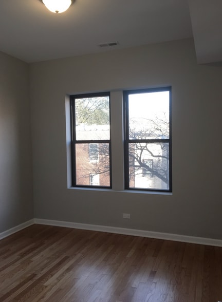 Bedroom 2 - 3217 W Cullom Ave