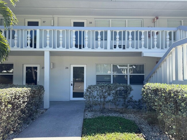 Building Photo - 28 Ventnor Dr