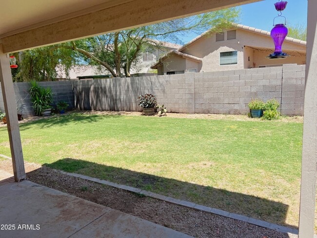 Building Photo - 3980 E Pinon Ct
