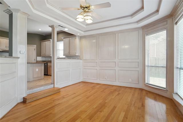 Building Photo - 300 Timber Lake Dr